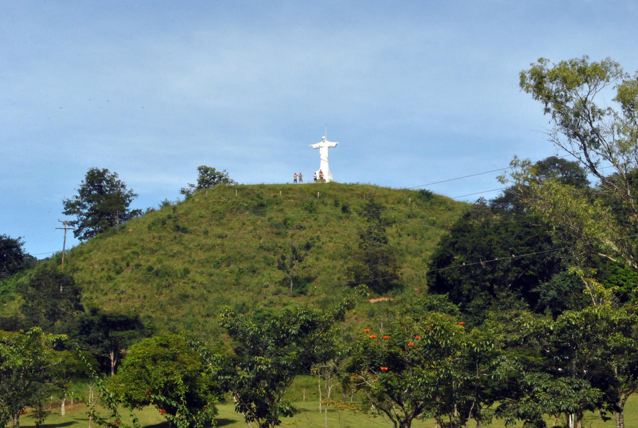 Hotel Termópolis São Sebastião do Paraíso Kültér fotó